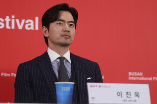 S. Korean actor Lee Jin-wook in BIFF