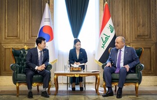 Defense chiefs of S. Korea, Iraq meet