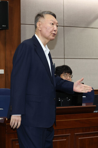 Yoon attends 1st hearing of new martial law trial