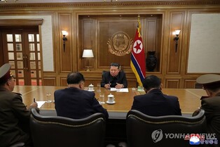 (LEAD) N. Korea's Kim reaffirms 'invariable' stance on ensuring security through nuclear force
