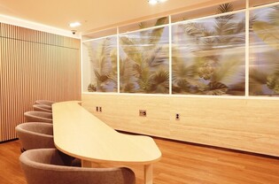 BTS 슈가 50억 통큰 기부로…세브란스 '민윤기치료센터' 열어