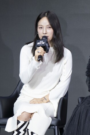 '저스트 메이크업' 이효리 "화장은 내 친구…먼저 MC 제의했죠"