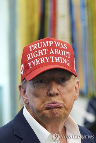 FIFA, 월드컵 개최 도시 바꾼다는 트럼프에 "그건 우리 권한"