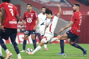 '시즌 첫 풀타임' 이강인, 아쉬운 실수…PSG, 릴과 1-1 무