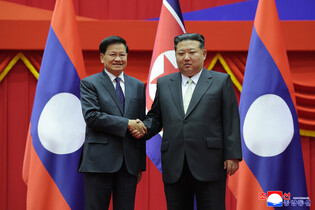 NK leader meets Lao President