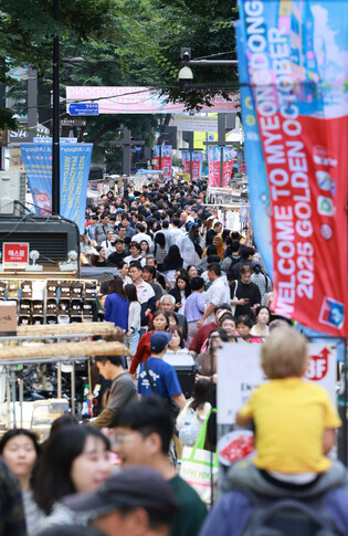 Number of Chinese visitors to Korea jumps 16.4 pct in Sept.