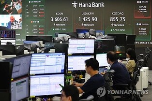 Foreigners' net purchase of S. Korean stocks hits 19-month high in Sept.