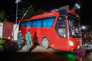 Bus carrying S. Koreans detained in alleged online scams