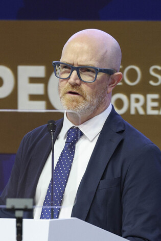 Meta's vice chief at APEC CEO Summit