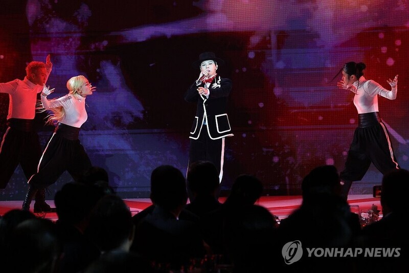 [경주APEC] 말레이 총리, 지드래곤 공연영상 SNS로 공유