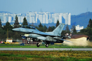 S. Korea-U.S. 1st-ever joint commander's flight