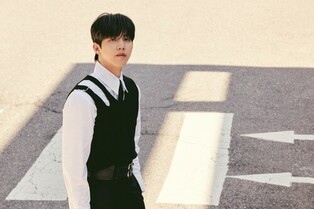 Dowoon delivers donation for children’s medical care