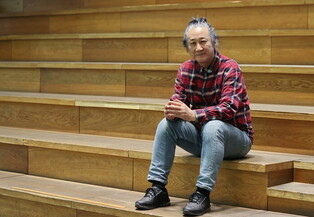 S. Korean guitarist Kim Do-kyun