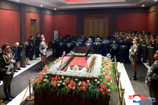 N. Korea mourns death of ex-ceremonial leader