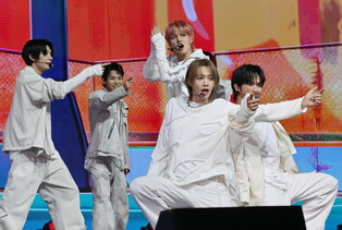 S. Korean boy group AHOF