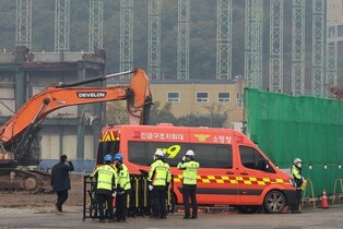 Search for missing workers continues