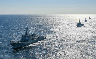 Navy's 1st fleet-level maneuver drills