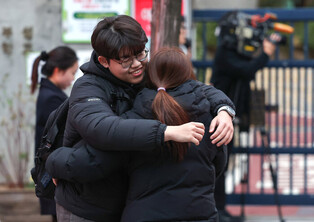 College entrance exam starts in S. Korea