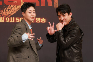 S. Korean actors Bae Yoo-ram and Jang Hyuk-jin