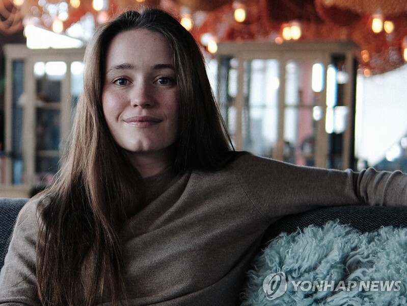 싱어송라이터 시그리드 "20대 보내며 저를 내려놓는 법 배웠죠"