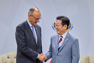 Lee with German chancellor