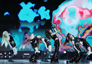 S. Korean girl group tripleS' sub-unit DIMENSION