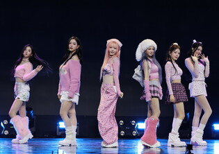 S. Korean girl group tripleS' sub-unit DIMENSION