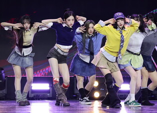 S. Korean girl group tripleS' sub-unit DIMENSION