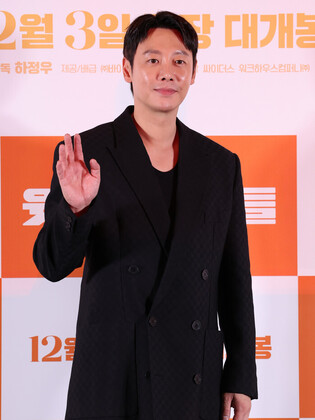 S. Korean actor Kim Dong-wook