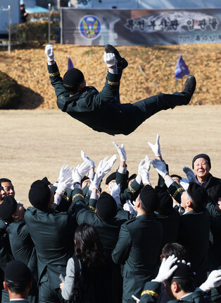 Commissioning ceremony for new noncommissioned officers