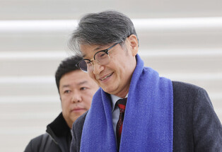 Pastor at special counsel office