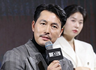 S. Korean actor Jung Woo-sung