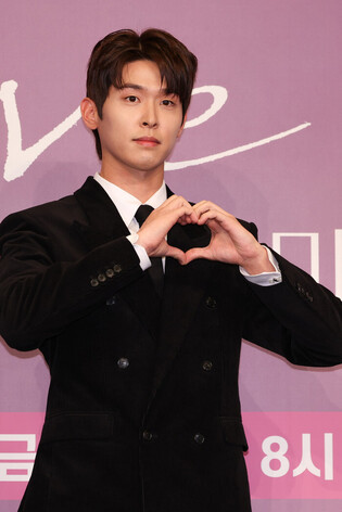 S. Korean actor Lee Si-woo