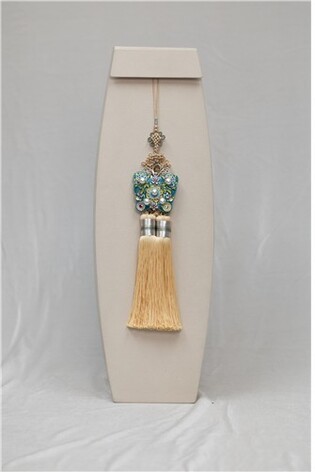 Gift for Xi's wife by Lee, his wife