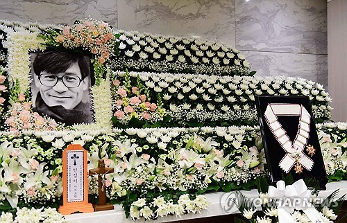 Final farewell for beloved film star Ahn Sung-ki set for Fri. at Myeongdong Cathedral