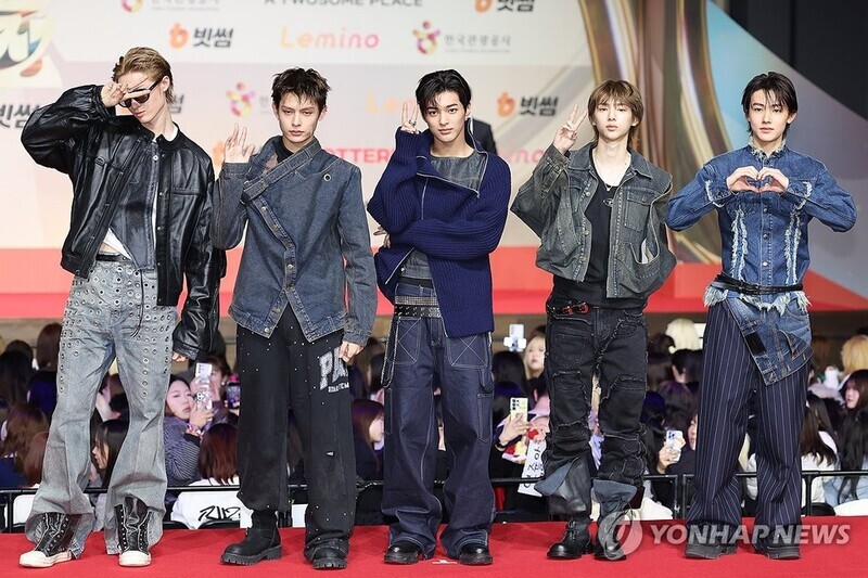 코르티스·킥플립, 애플뮤직 샤잠 선정 