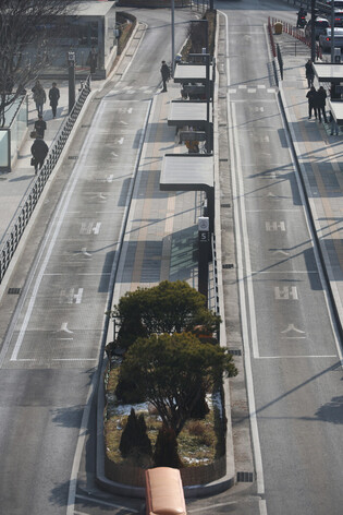 Bus union continues to strike