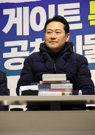 Opposition leader on hunger strike