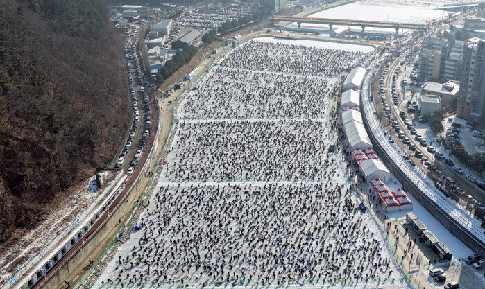 Ice fishing festival